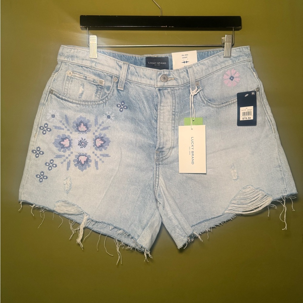 Lucky Brand Light Wash Denim Shorts w/ Floral Embroidery Island Hopper 90’s Midi
